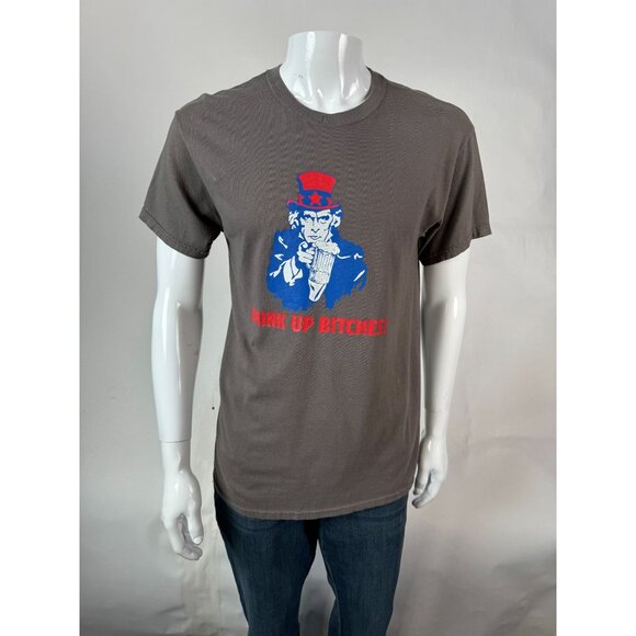 Gildan Heavy Cotton Gray Graphic T-Shirt "Drink Up!" Uncle Sam Design M - Picture 8 of 16